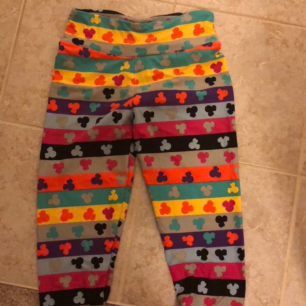 New never worn lularoe leggings Disney